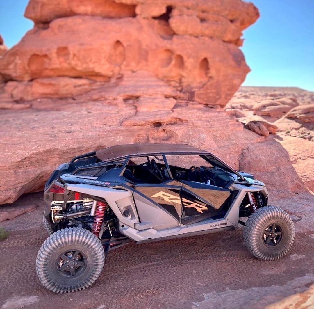 Polaris RZR Turbo R 4-Seat Off Camber Roll Cage